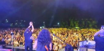 СПЕКТАКЛ ВО БИЈЕЉИНА! Концертот на Аца Лукас што ќе се памети — публиката во транс, го пеат на глас секој хит!