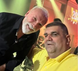 „МОЖАТ ДА НЕ ОСПОРУВААТ, НО СЕКОЈ ВО СВОЈАТА РАБОТА Е ДОКАЖАН“ – САША МИРКОВИЌ И ДИНО МЕРЛИН ВО ЗАЕДНИЧКИ КАДАР, СПОЈ НА УМЕТНОСТА И МЕНАЏЕРСКАТА ВИЗИЈА! (ФОТО)