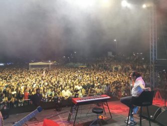 ПОВЕЌЕ ОД 25.000 ЛУЃЕ ВО ЗВОРНИК ПЕАТ СО ЛУКАС! Попис на населението! (ФОТО+ВИДЕО)