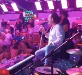 АЦА ЛУКАС ПРЕДИЗВИКА ОПШТА ЕУФОРИЈА ВО БУДВА! (ВИДЕО)