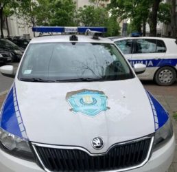 „Му пријде позади грб и го удри со нога во глава“ – Страшни детали за тепачка во Велика Плана: Поради музика во кафана заврши во кома!