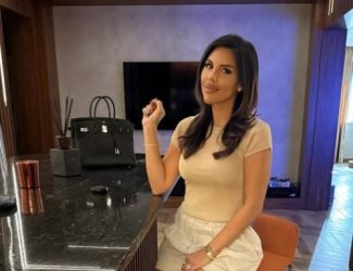 СОПРУГОТ ЈА ИЗНЕНАДИ СО СКАПОЦЕНИ ПОДАРОЦИ! Каја Остојиќ ДОБИ ЛУКСУЗНА НАРАКВИЦА ВРЕДНА 14.000 ЕВРА!