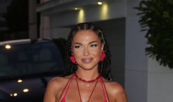 ШОК! ЕВЕ КАКО ИЗГЛЕДАЛА ТЕОДОРА ЏЕХВЕРОВИЌ ВО ДЕТСТВОТО: Нејзината мајка објави фотографија од минатото! (ФОТО)