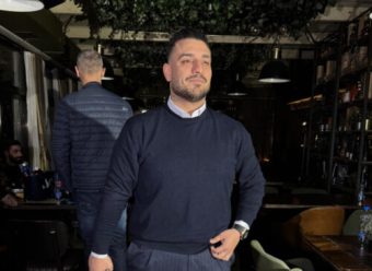 ДАРКО ЛАЗИЌ СЕ ПОВЛЕКУВА ОД СЦЕНАТА!? Пејачот ЈА ШОКИРАШЕ ЈАВНОСТА СО ОДЛУКАТА: „Се заморувам, не сакам да…“