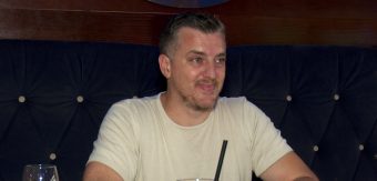 СПАСЕН СИЛЈАНОСКИ ЗА ХАЈП МК: „ЗЕМААТ КРЕДИТИ ЗА ДА КУПАТ БРЕНДИРАНА ЧАНТА, НЕ ПОДДРЖУВАМ ФИЛЕРИ И МЕНУВАЊЕ НА ЛИЧЕН ОПИС!“ (ВИДЕО)