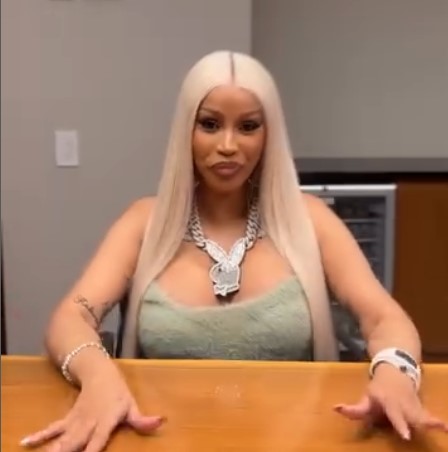 фото: иамcардиб/инстаграм/принсcреен