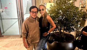 ГОГА СЕКУЛИЌ СО ЏЕКИ ЧЕН! Пејачката се запозна со светската ѕвезда, па веднаш се пофали! (ФОТО)