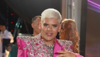 УРОШ СТАНИЌ ВО ТАНГА КОСТИМ ГИ ШОКИРАШЕ СИТЕ! ЕДВАЈ ЈА ПОКРИ ИНТИМНАТА ЗОНА, АСМИН ДУРЏИЌ ВО ТРАНС (ФОТО)