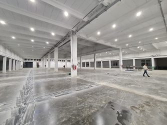 НЕШТО НОВО ВО БЕЛГРАД: СЕ ОТВОРА СПОРТСКИ ЦЕНТАР ОД 3.500 М² – „АХИЛЕЈ ЏИМ РЕТРО ТОТАЛ ХАРД“