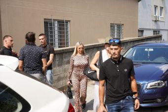 ПРВ ИНЦИДЕНТ ПРЕД ВЛЕЗ ВО РИЈАЛИТИ! УЧЕСНИК ПРЕТЕПАН – СЛЕДИ ЛИ ДИСКВАЛИФИКАЦИЈА ПРЕД ДА ВЛЕЗЕ?!