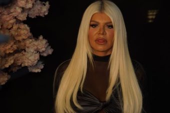 „ЈАС СУМ ЖИВ С*КС“ – ДАРА БУБАМАРА ВО СВОЈ СТИЛ, ОТКРИВА ДАЛИ КУПУВА ЖЕШКИ ПАРЧИЊА ОБЛЕКА! (ВИДЕО)