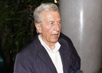 МИРОСЛАВ ИЛИЌ СО СОЛЗИ ВО ОЧИТЕ СТИГНА ВО САРАЕВО: „ИЗГУБИВ БРАТ, НЕ САМО КОЛЕГА!“