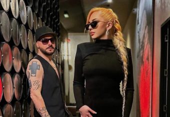 „МОЈОТ ОМИЛЕН ЧОВЕК НА ЗЕМЈАТА, А СЕГА НА НЕБОТО…“ – ТЕА ТРАЈКОВСКА МУ ПОСВЕТИ ТРОГАТЕЛНИ ЗБОРОВИ НА ПАНЧО: „ШИРОКО НЕБО ВЛАДЕ МОЈ…“ 