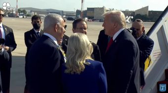 ХАМАС ГИ ОСЛОБОДИ ПРВИТЕ ЗАЛОЖНИЦИ, ТРАМП ПРИСТИГНА ВО ИЗРАЕЛ ВО КЛУЧЕН МОМЕНТ!(ВИДЕО)