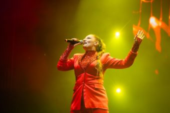 ЕКСКЛУЗИВНО! САМО ЗА HYPE: Мира Шкориќ откри како изгледа пробата пред спектаклот во Загреб – еве како изгледаше во Арената! (ВИДЕО)