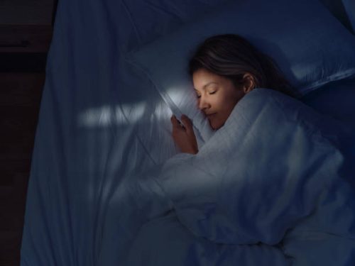 ВЕЧЕРВА СЕ ПОМЕСТУВА ЧАСОВНИКОТ, ИЗБЕГНУВАЈТЕ ГО ОВОЈ ПИЈАЛОК! Психолозите испратија ПРЕДУПРЕДУВАЊЕ!