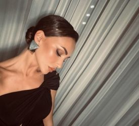 ЕМИНА ЈАХОВИЌ СЕ РАСПАЃА ОД БОЛКА: „НА РАБОТ СУМ, НЕ МОЖАМ…“