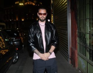 РЕПЕРОТ СЕ ПОВЛЕЧЕ ОД СЦЕНАТА И ОСТАВИ МИСТЕРИОЗНА ПОРАКА!