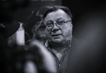 ПОЧИНА ХАЛИД БЕШЛИЌ – ТРАГЕДИЈА НА БАЛКАНОТ ЈАВНОСТА ВО ШОК!